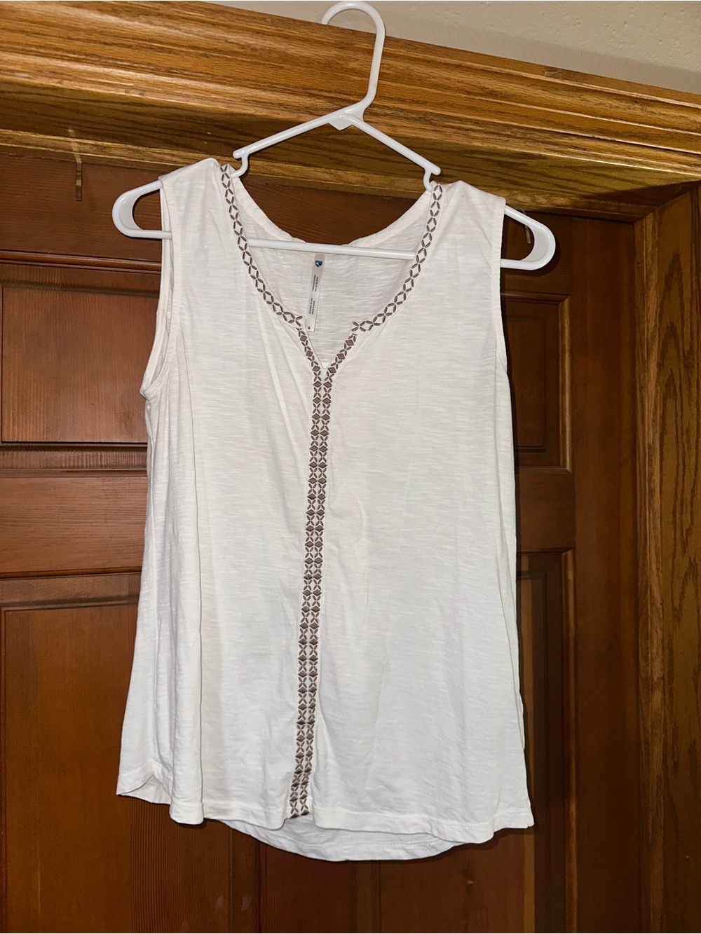 Kuhl White Tank Top with Brown Trim